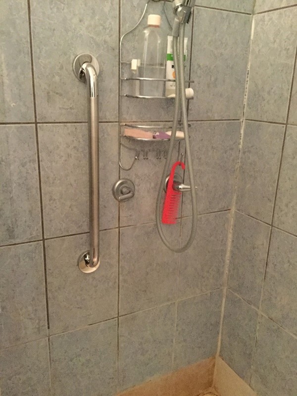 an image of a shower stall